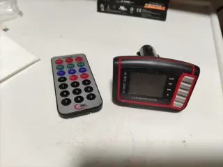 Transmisor FM MP3 Mechero Coche SD USB TF