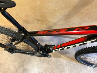 Bicicleta Scott Scale 710