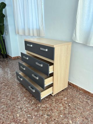 OFFERTA!! Comodino a 4 cassetti