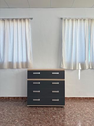 OFFERTA!! Comodino a 4 cassetti