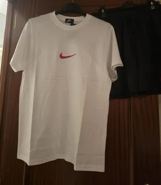 Conjunto deportivo Blanco y azul marino