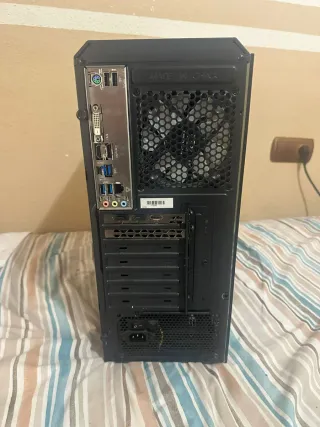Mars Gaming PC Negro