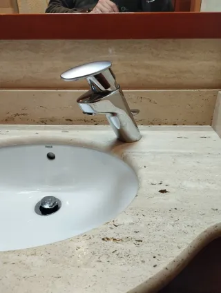 Mueble de baño madera y cristal