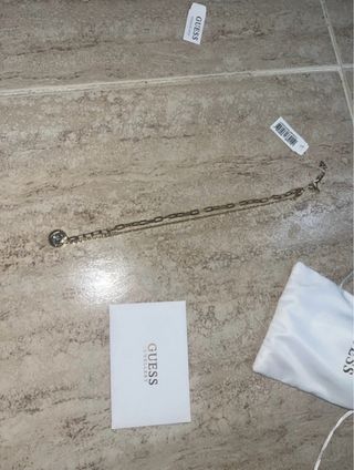 Collar Guess Dorado Mujer