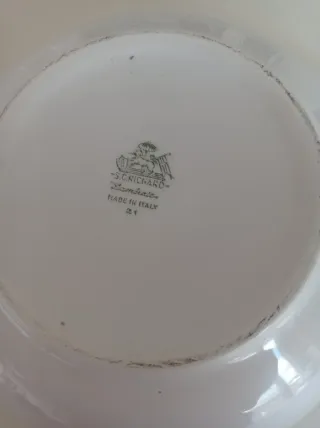 Zuppiera vintage ceramica bianca con decoro oro