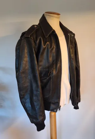 Chaqueta Cuero Aviador Schott Negra