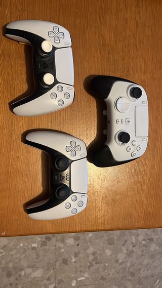 Playstation 5 + 3 mandos