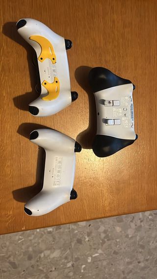 Playstation 5 + 3 mandos