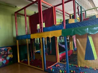 BUSCO SOCIO PARA MONTAR PARQUE  INFANTIL