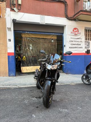 Kawasaki Z750 Negra
