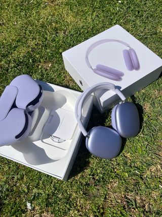 AirPods Max Viola e Bianco