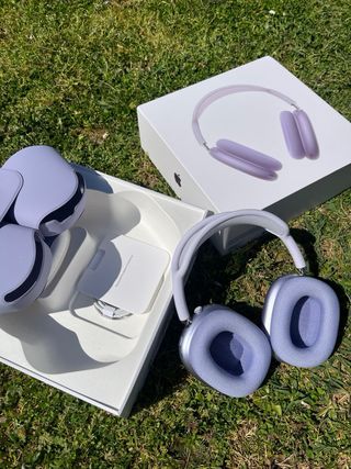 AirPods Max Viola e Bianco