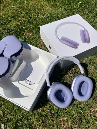 AirPods Max Viola e Bianco