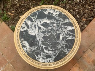 Mesa antigua mármol y madera tallada