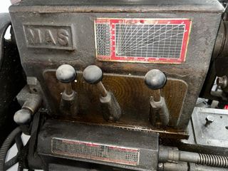 Torno paralelo antiguo grande