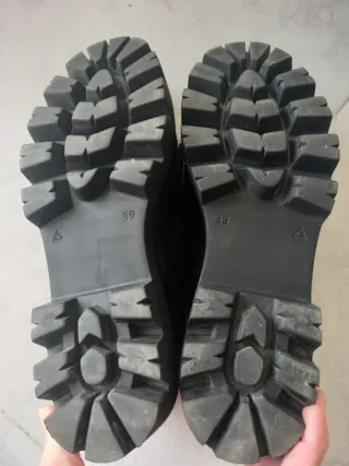 Zapatos mocasines serraje flecos Brownie