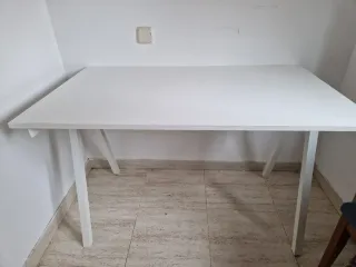 Escritorio IKEA TROTTEN blanco 120x70 cm