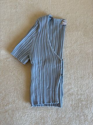 Top Bershka manga corta azul