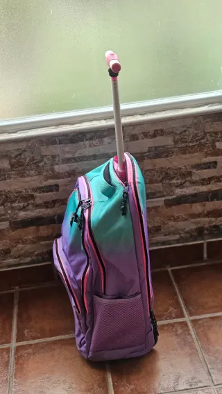 Mochila con ruedas Nana by MILAN extensible