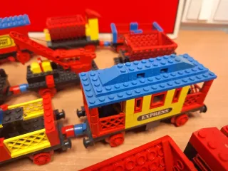 LOTE DE TRENES LEGO 180/181/724/726 AÑOS 70