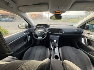 Peugeot 308 2016