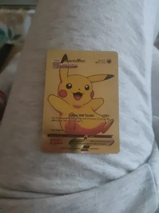 Carta Pokémon Pikachu VMAX 310 HP