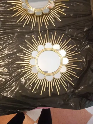 4 Specchi Decorativi in Plastica e Cristallo