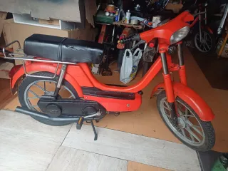 Vespino SC Roja Mobylette.  T max . F9