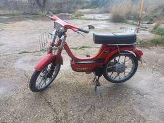 Vespino SC Roja Mobylette.  T max . F9