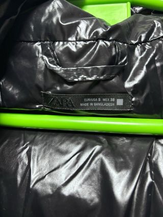 Cazadora acolchada 80% plumón 20% pluma