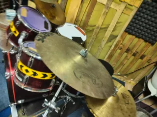 Batería Acústica Klass Completa