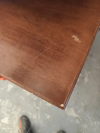 Mesa de comedor con 4 sillas