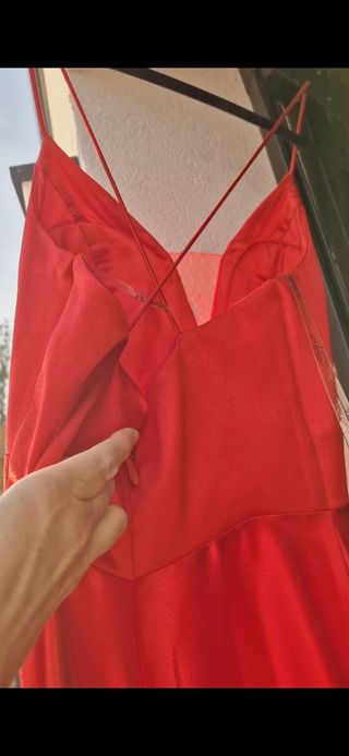 Vestido de invitada rojo