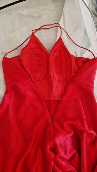 Vestido de invitada rojo