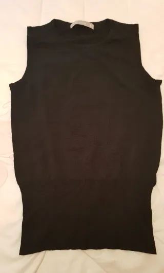 Chalecos punto ZARA (negro y beige)