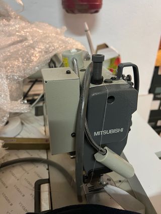 Máquina de coser Mitsubishi plana LS2-1180