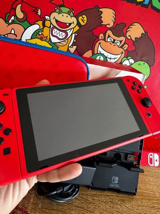 COMO NUEVA Nintendo de colección switch Super Mari