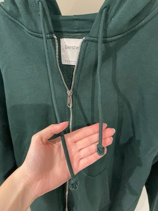 Sudadera Bershka verde con cremallera