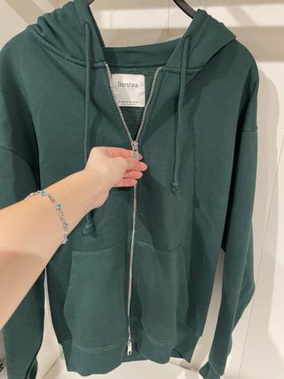 Sudadera Bershka verde con cremallera