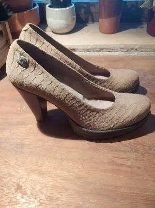 Zapatos Mustang Tacón Beige