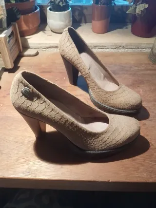 Zapatos Mustang Tacón Beige