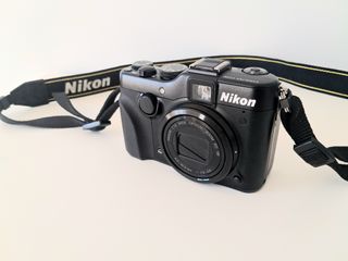 Cámara Nikon Coolpix P7100