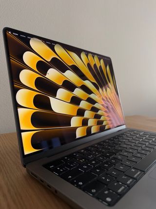 MacBook Pro 14” M1 Pro (2021) — 16Gb — IMPECABLE