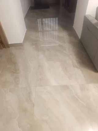 Baldosas Porcelánicas Pulidas Beige 59x119cm