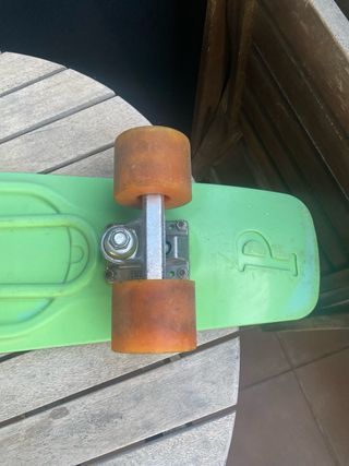 Skate Penny Nickel Mint