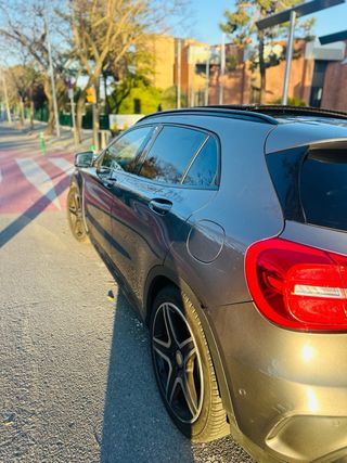 Mercedes-Benz GLA 2014