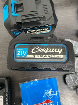 Mini motosierra a batería 21V