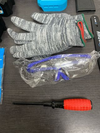 Mini motosierra a batería 21V