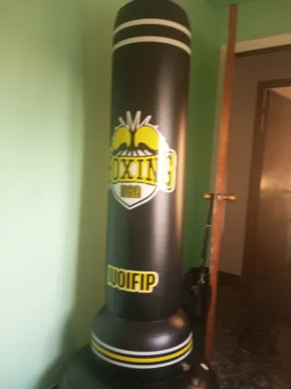 Saco de boxeo inflable