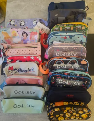 Lote de Mochilas , estiches  Disney,
